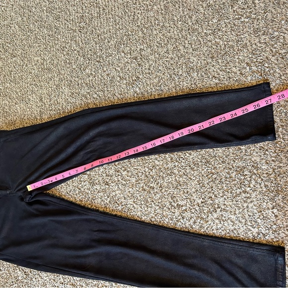Design Labs SOHO Super Skinny leather look pants. Size 27 - Picture 6 of 8